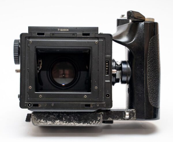 Bronica ETRS;  Zenzanon MC 2.8 75mm lens;  Speed Grip E;  Matte glass with raster and slanted wedge; AEII prism with light metering; 120 film back with ETRS.