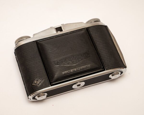 Agfa Isolette 6x6; Solinar 1:3.5/75 lens.