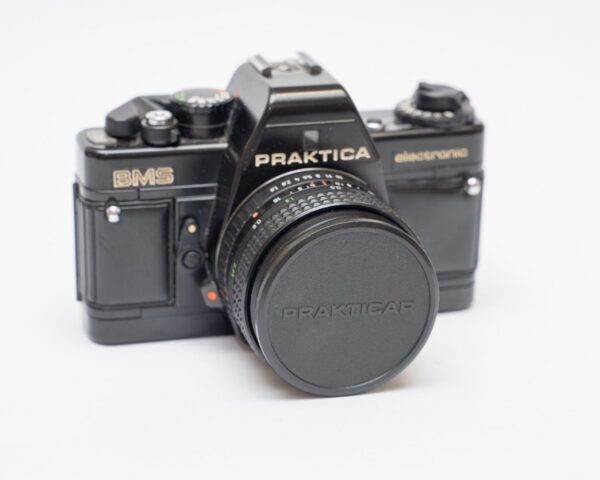 Praktica BMS; Pentacon Prakticar 50/1.8 MC.