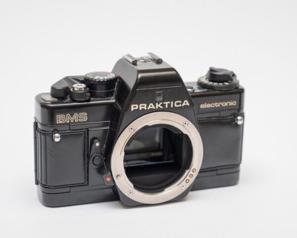 Praktica BMS; Pentacon Prakticar 50/1.8 MC.