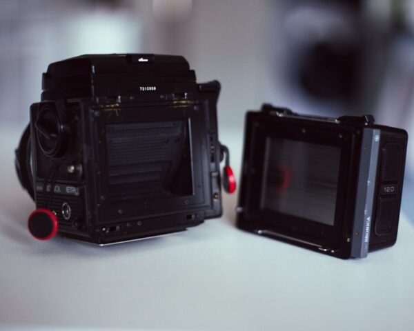 Bronica ETRSi with Zeznazon 75/2.8 lens