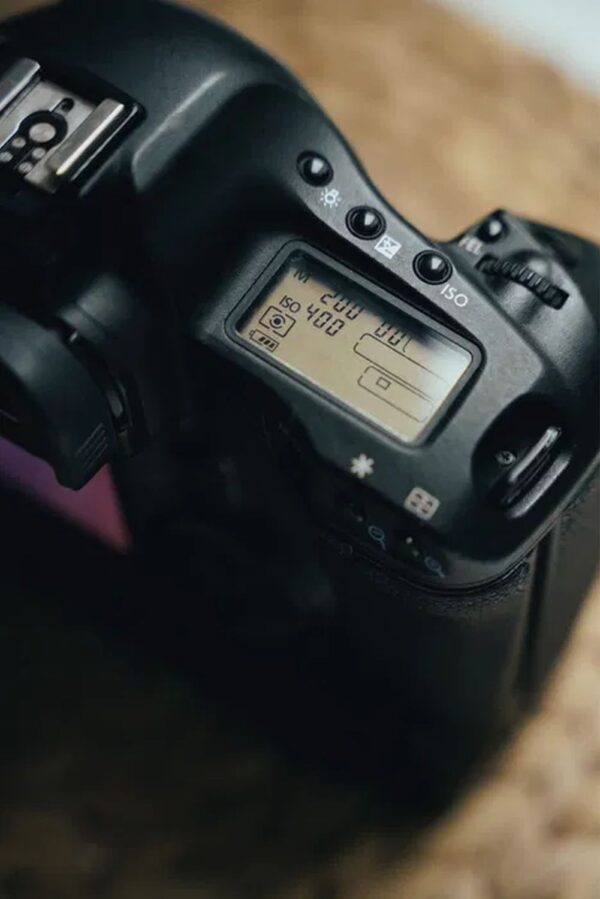 Canon EOS 1D Mark III with Tamron 28-75 (IF) Macro