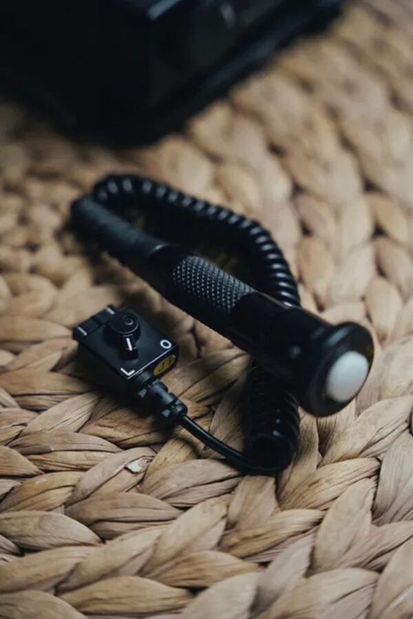 Original Mamiya RZ67 cable release