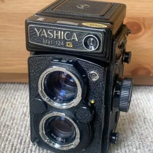 Yashica-Mat 124G with Yashinon 80mm f/3.5 lens