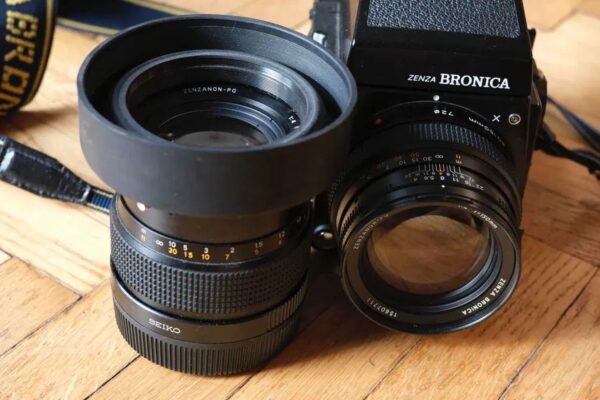 Zenza Bronica GS-1 with two lenses