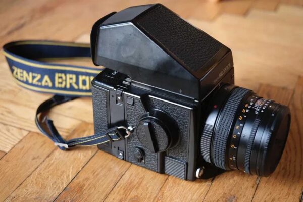 Zenza Bronica GS-1 with two lenses